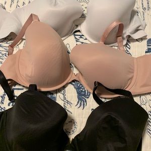 THREE Victoria Secret Body by Victoria bras. Size 38DDD. White, black and nude